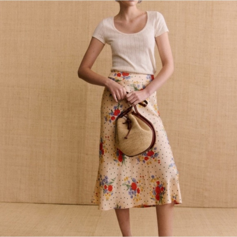Sezane Sandy midi skirt in color Poppy 38 - Picture 2 of 7